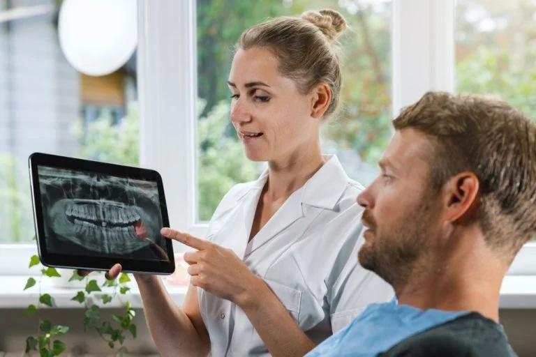 what-to-expect-after-a-tooth-extraction_68a894c39e3c7